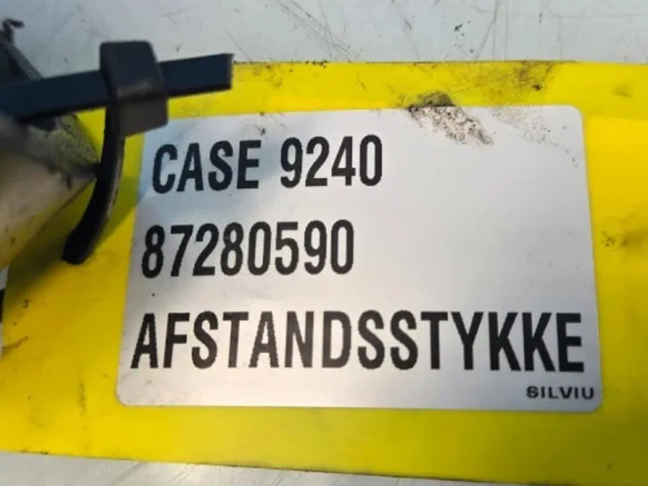 Billede 3 - Case  9240   Afstandsstykke   87280590