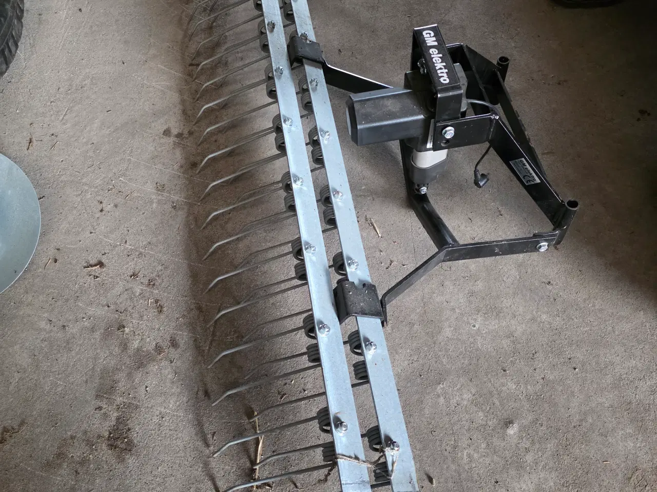 Billede 7 - Havetraktor med elrive og vogn sælges