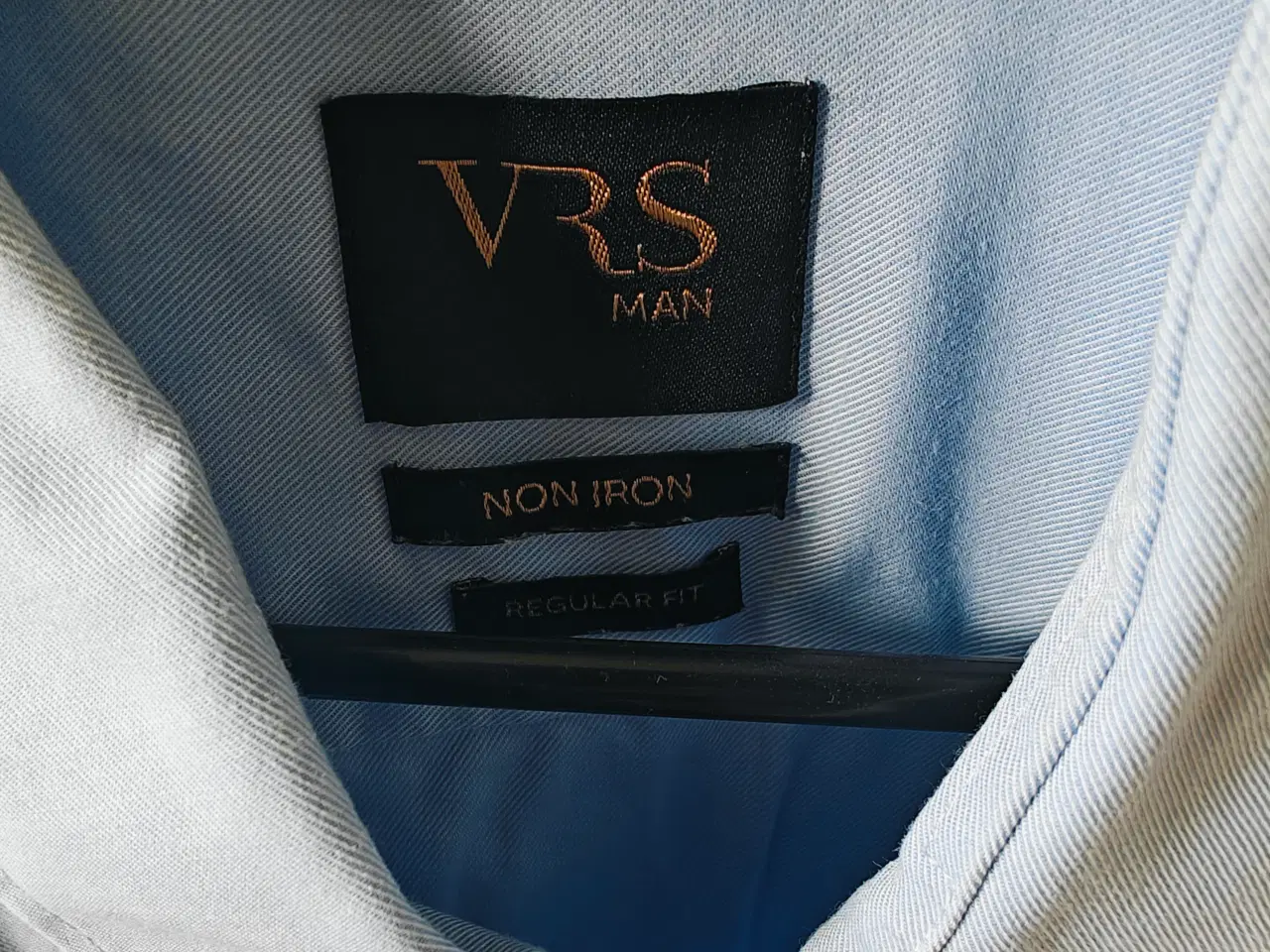 Billede 3 - Lyseblå skjorte fra VRS str. XL ny.
