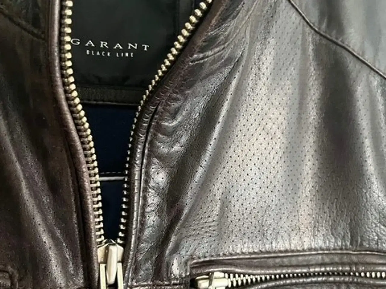 Billede 2 - Smart skindjakke i sort