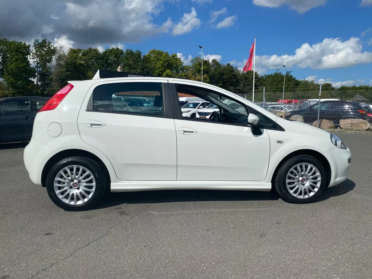 Billede 3 - Fiat Punto 0,9 TwinAir Turbo Popstar 100HK 5d 6g