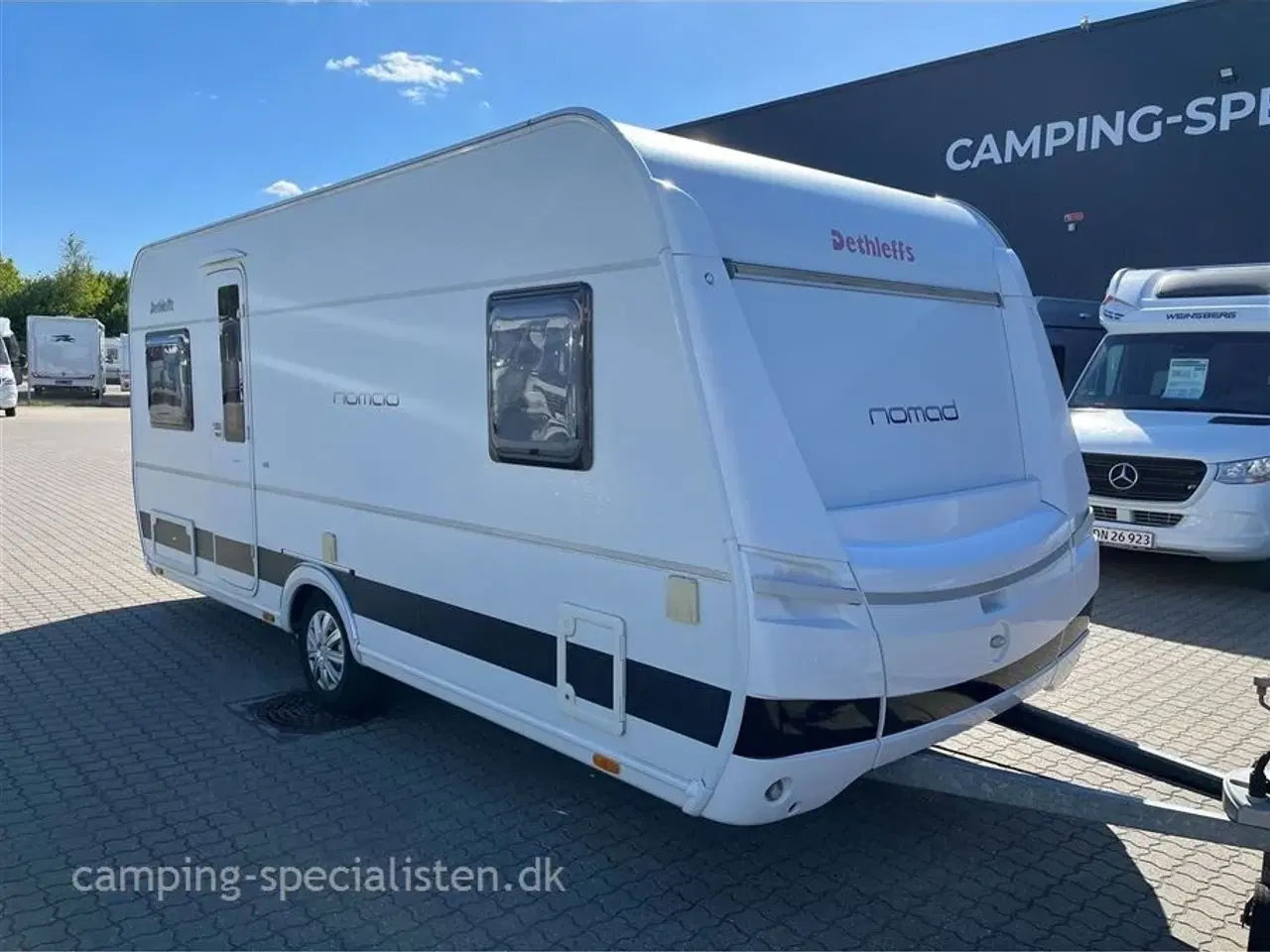 Billede 2 - 2013 - Dethleffs Nomad 470 FR   Pæn og velholdt rejsevogn - Dethleffs Nomad 471 FR fra 2013 - Kan nu opleves hos Camping-Specialisten i Silkeborg
