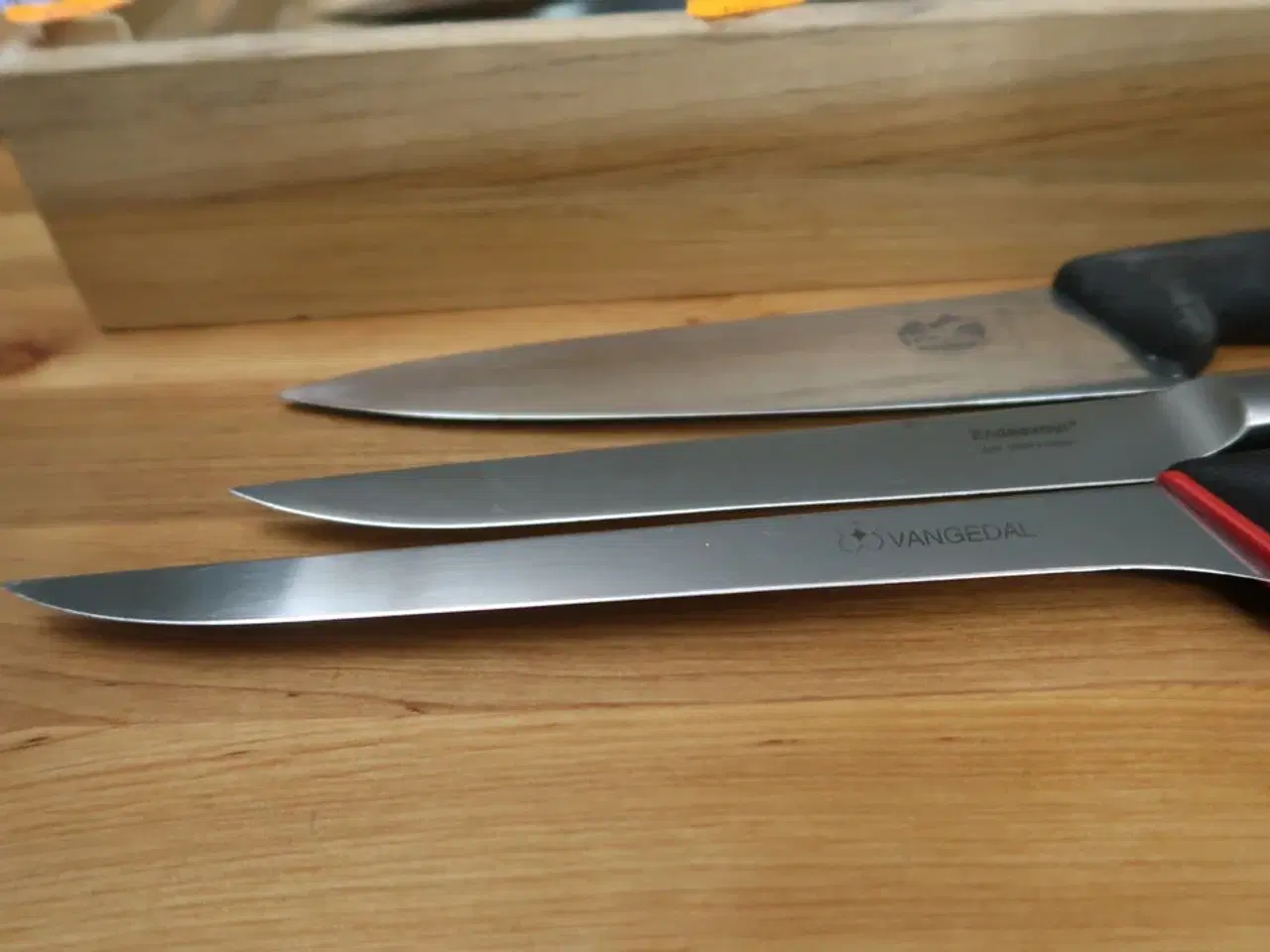Billede 2 - 8 stk. knive VICTORINOX m.m.