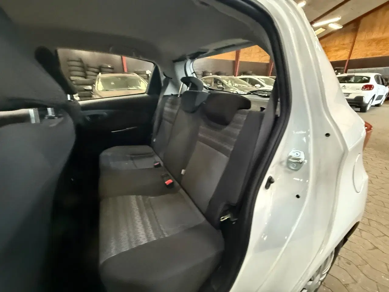 Billede 10 - Toyota Yaris 1,0 VVT-i T2 Komfort
