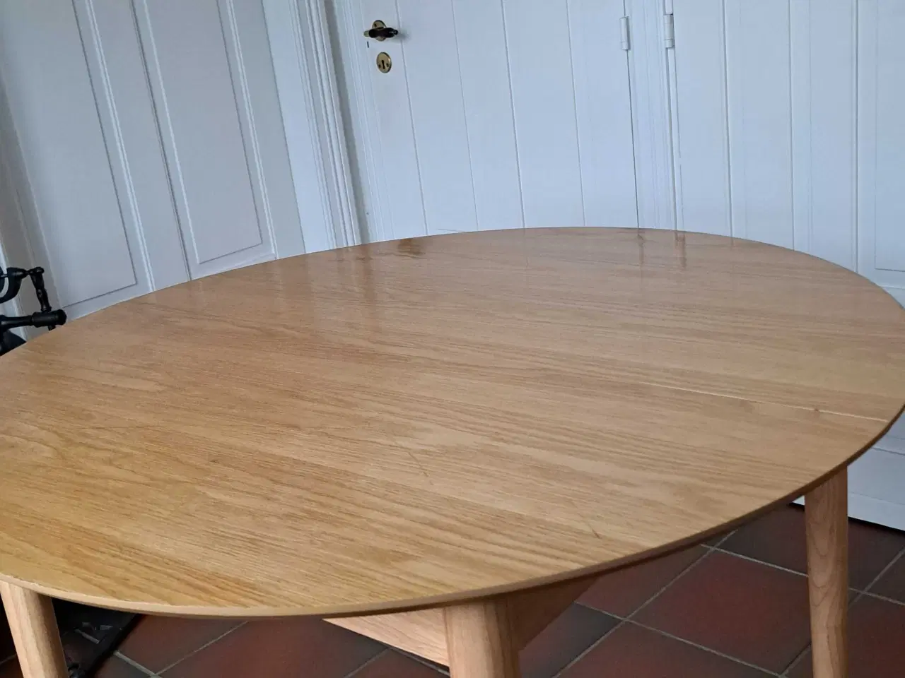 Billede 1 - Rundt bord med 2x tillægs plader