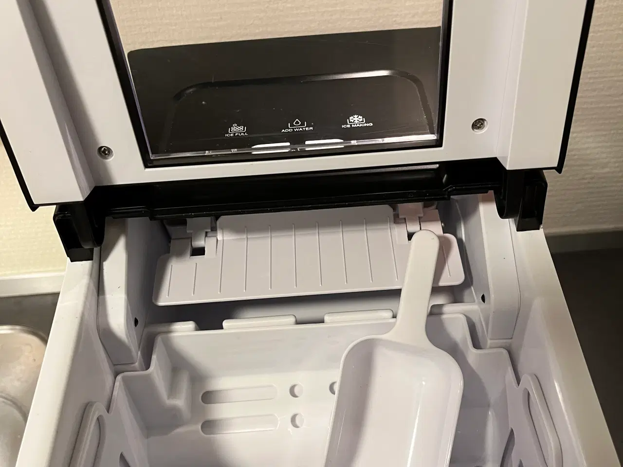 Billede 1 - Isterningmaskine