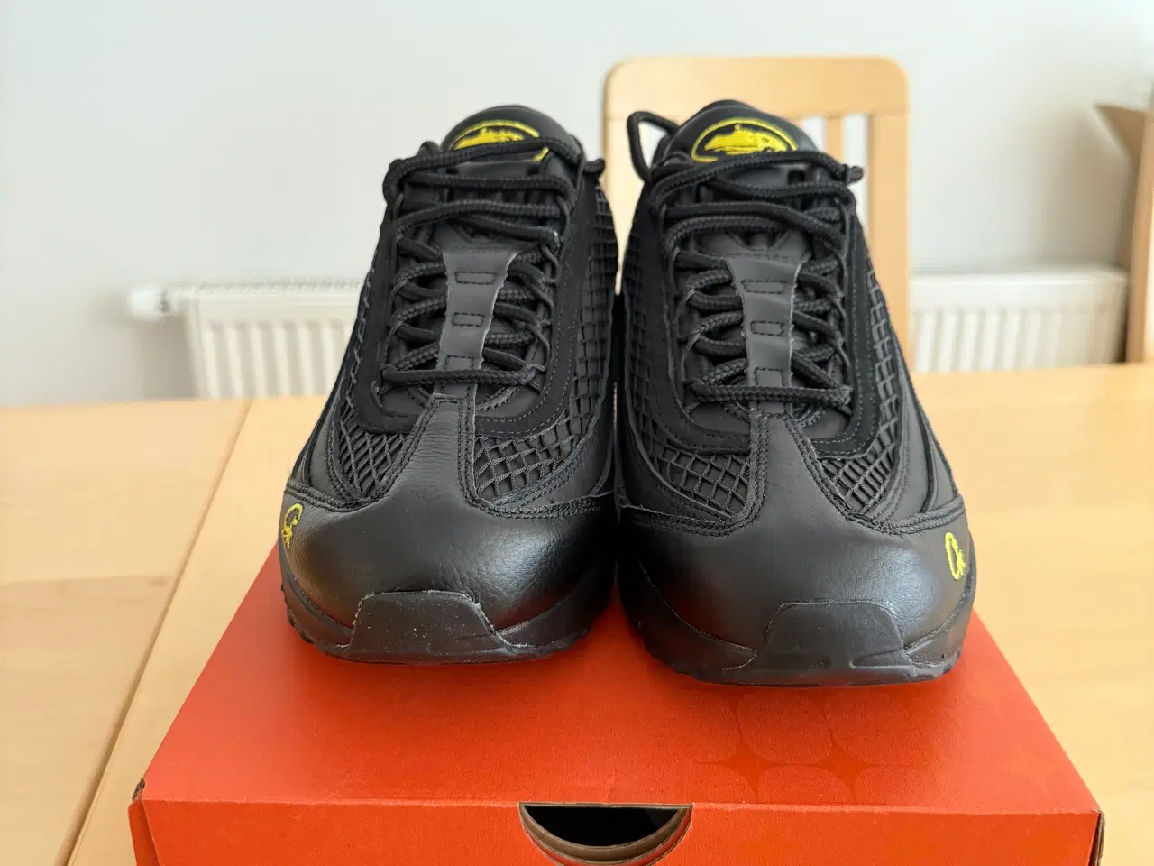 Billede 2 - Air Max 95 x Corteiz “HoneyBlack”