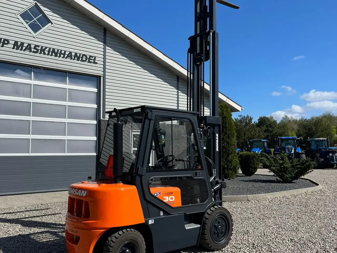 Billede 12 - Doosan D30 G med kabine og KUN 57 TIMER FRA NY, MED TIME GARENTI