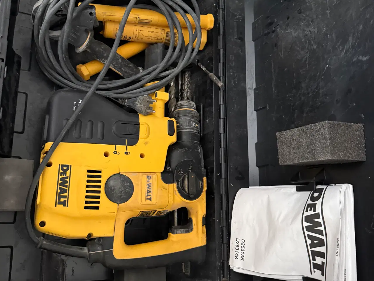 Billede 1 - Stor dewalt slagborhammer 
