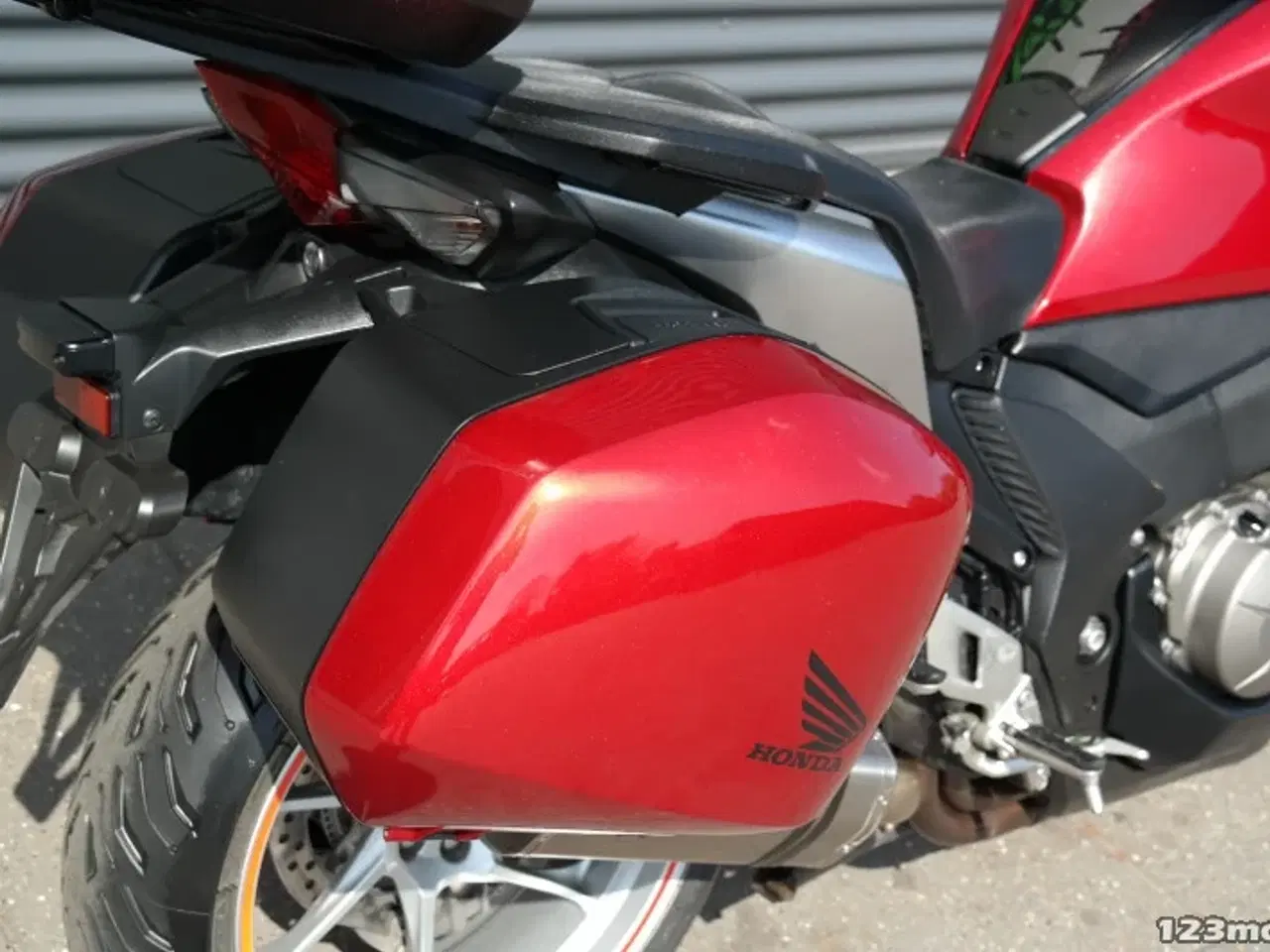 Billede 6 - Honda VFR 1200 F MC-SYD       BYTTER GERNE