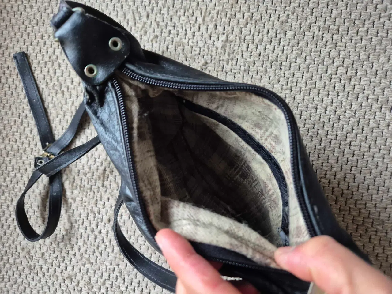 Billede 3 - Lille skindtaske