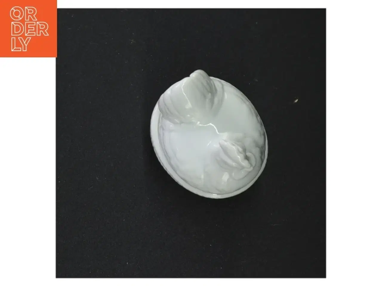 Billede 5 - Hvid porcelæns høne (str. 10 x 7 x 6 cm)