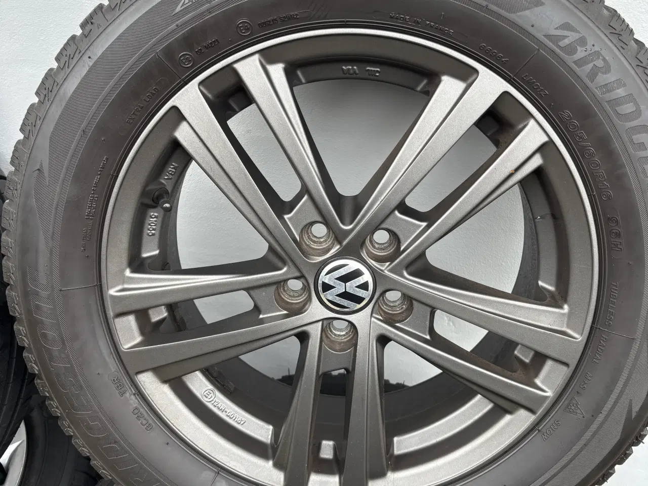 Billede 2 - 2 sæt til VW 