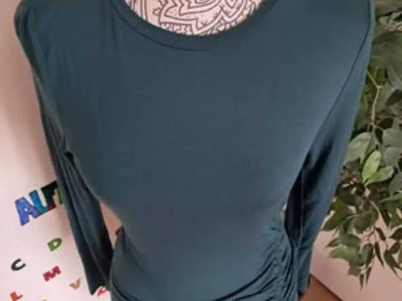 Billede 2 - Kjole. Rosemunde. Small/36