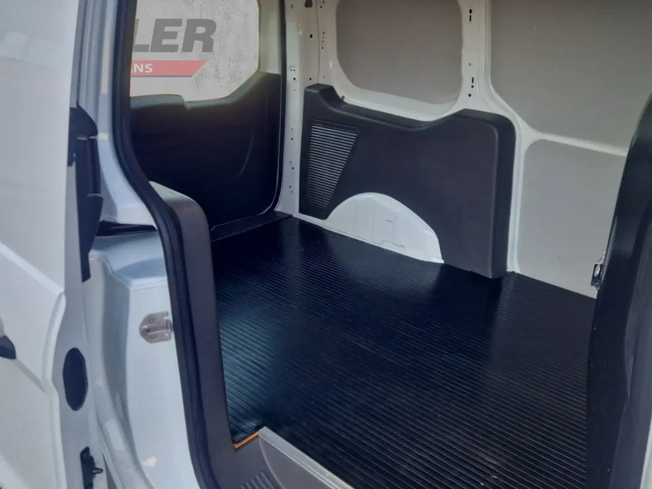 Billede 10 - Ford Transit Connect 1,5 EcoBlue Trend aut. lang