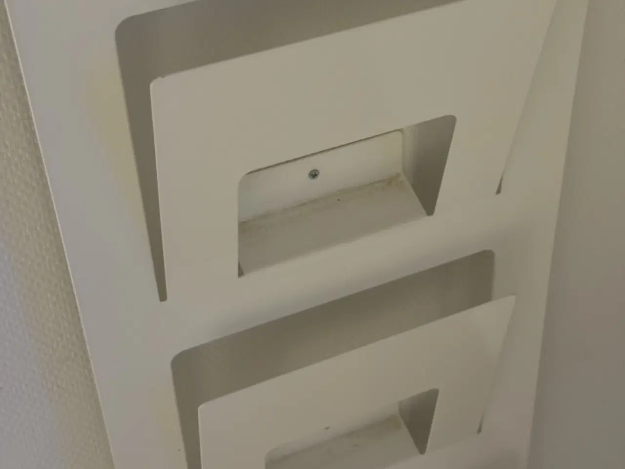 Billede 1 - Ikea Blad/Magasinholder i hvid