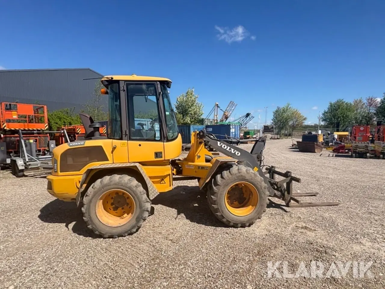 Billede 6 - Gummiged Volvo L35G med skovl og gafler
