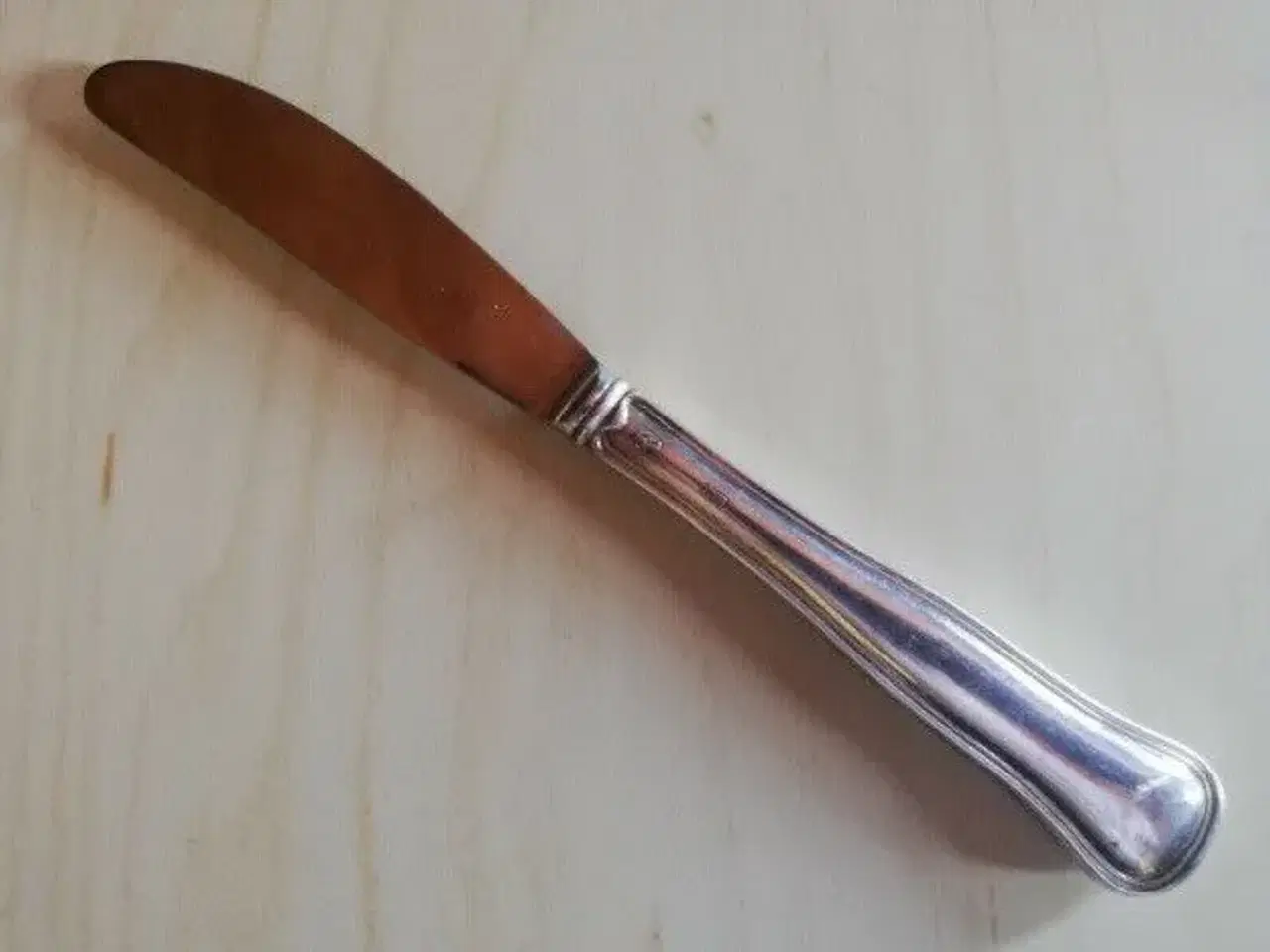 Billede 2 - 8 stk. dobbeltriflede sølvknive.