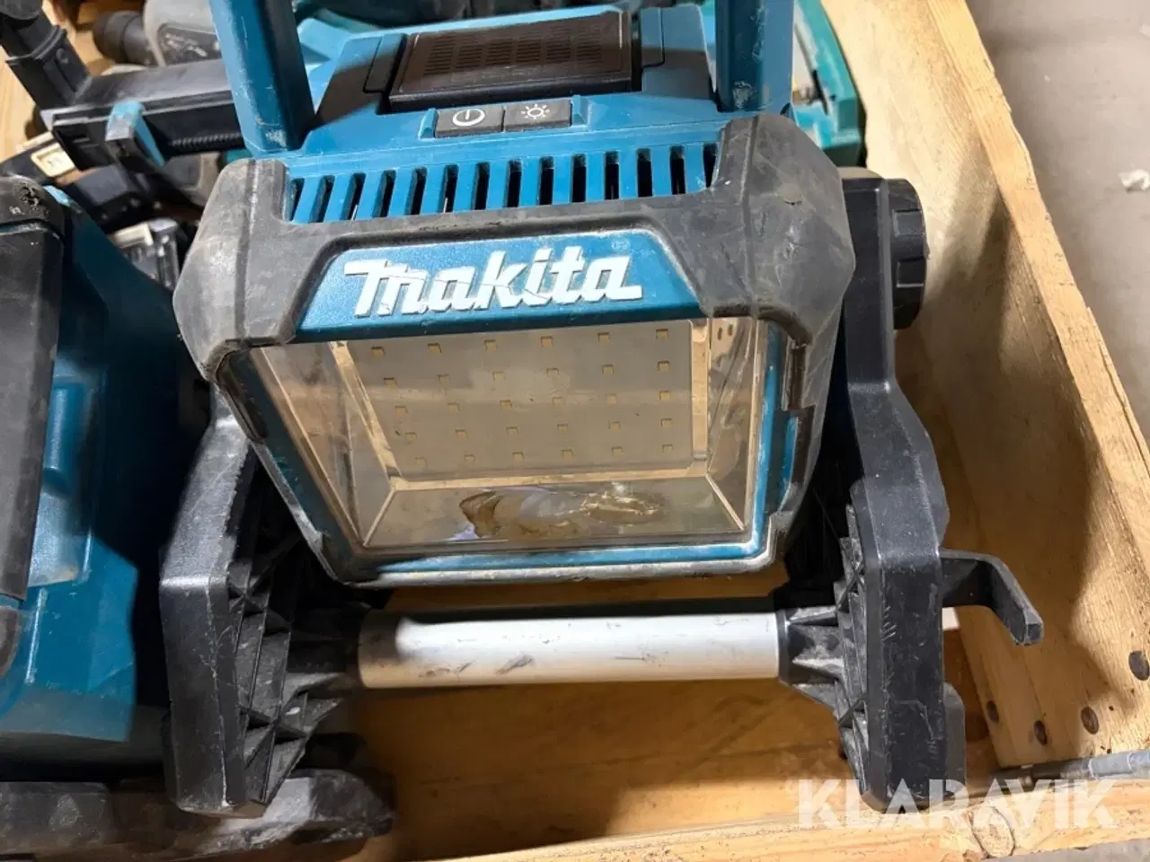 Billede 3 - Værktøj Makita 6 maskiner med 3 lamper, 3 batterier og 1 oplader
