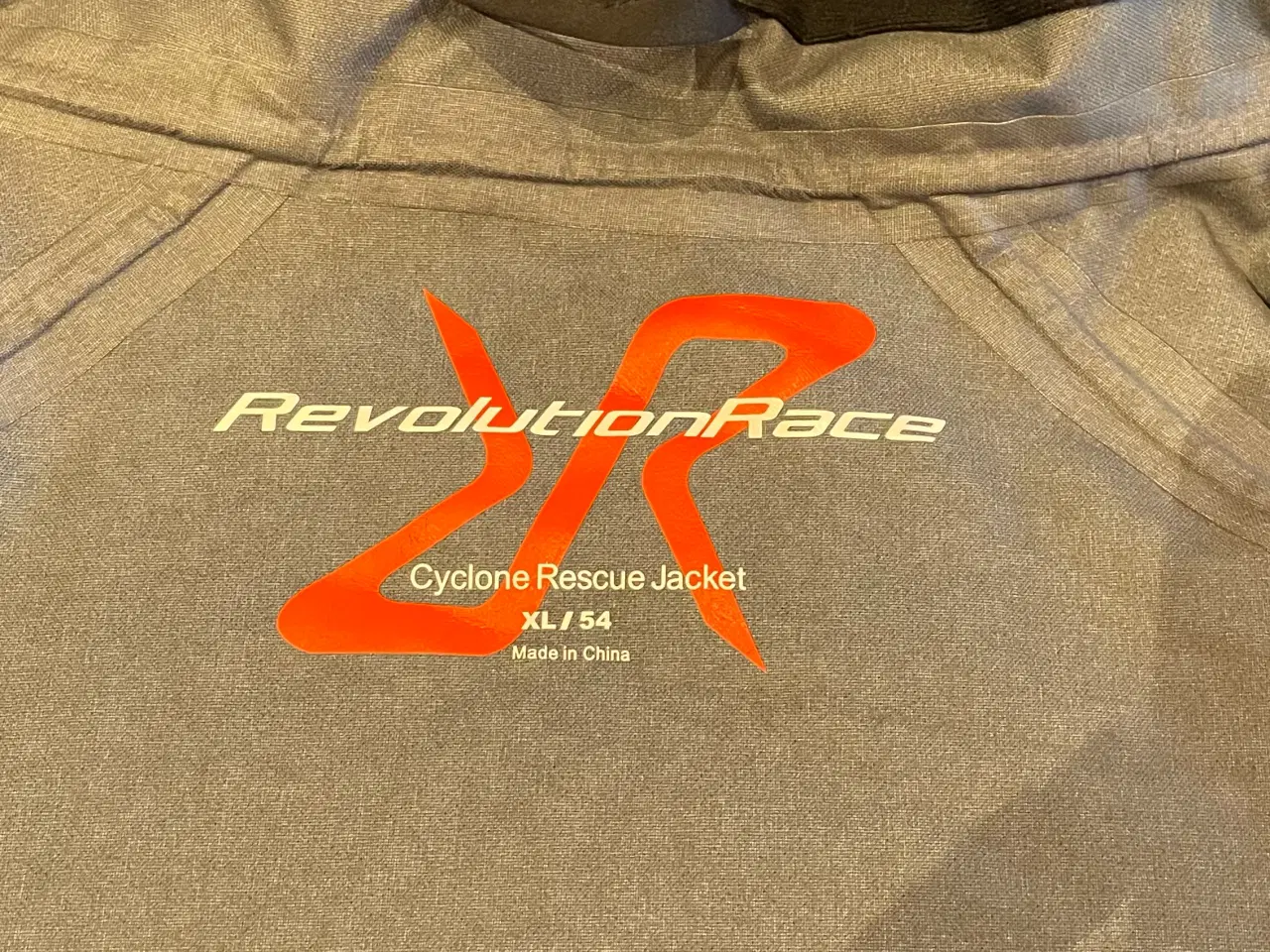 Billede 1 - revolution race cyclone rescue jacket