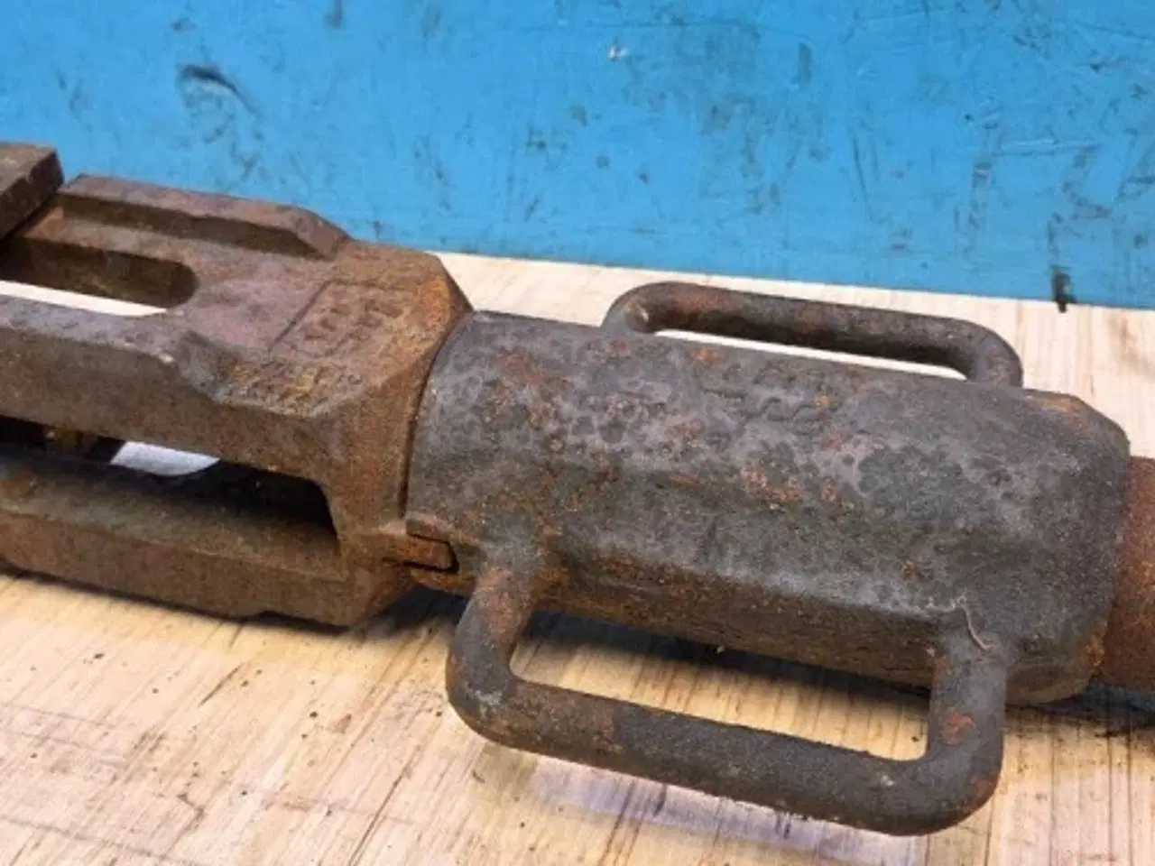 Billede 4 - Valtra T213 Liftspindel ACV0200680