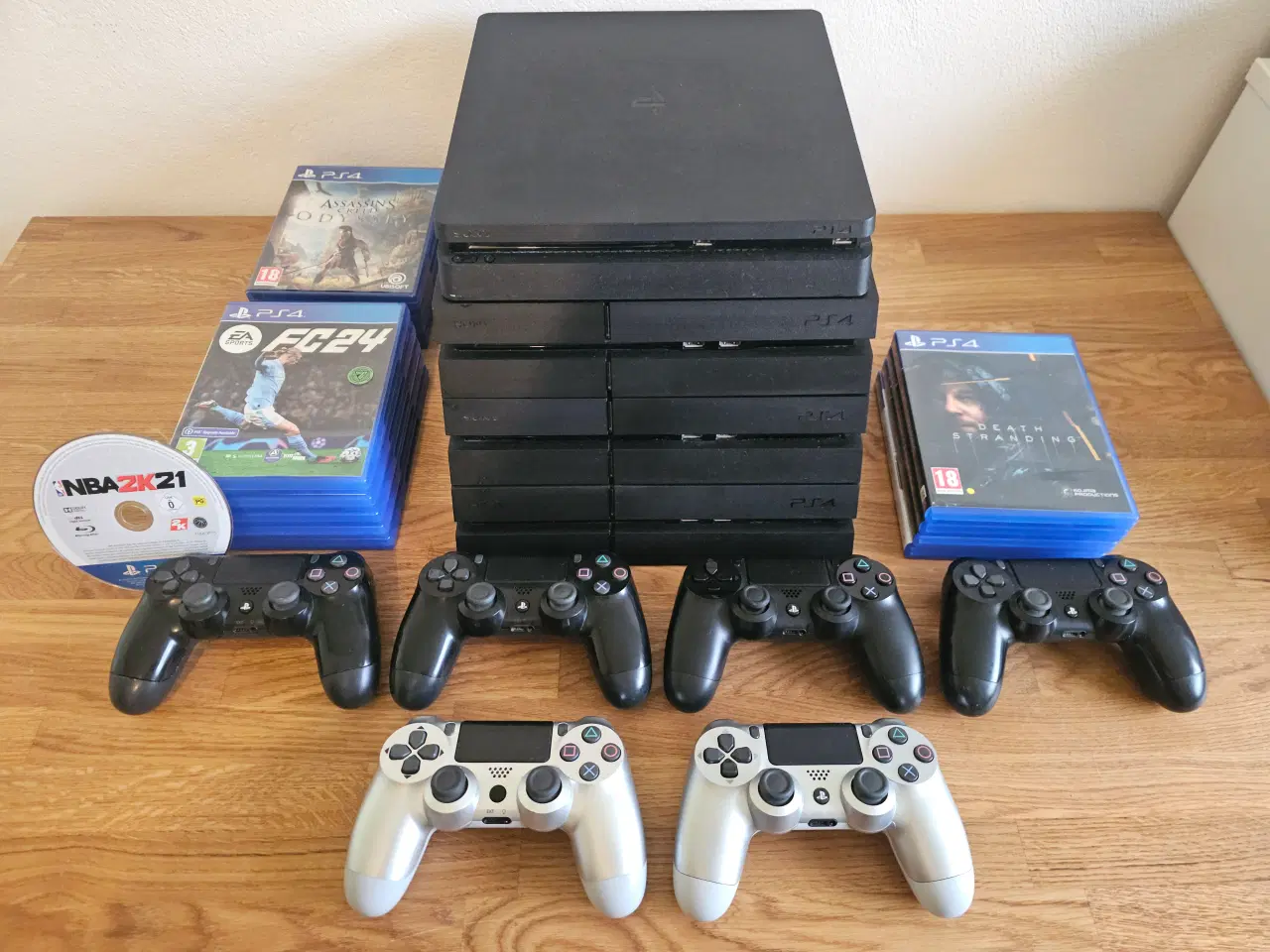 Billede 1 - Playstation 4 Bundle! – Byg Selv!