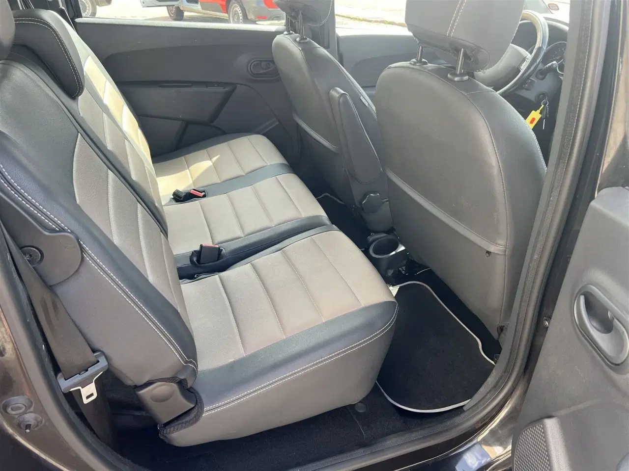 Billede 20 - Dacia Lodgy 7 Sæder 1,5 DCi Stepway Prestige Start/Stop 90HK