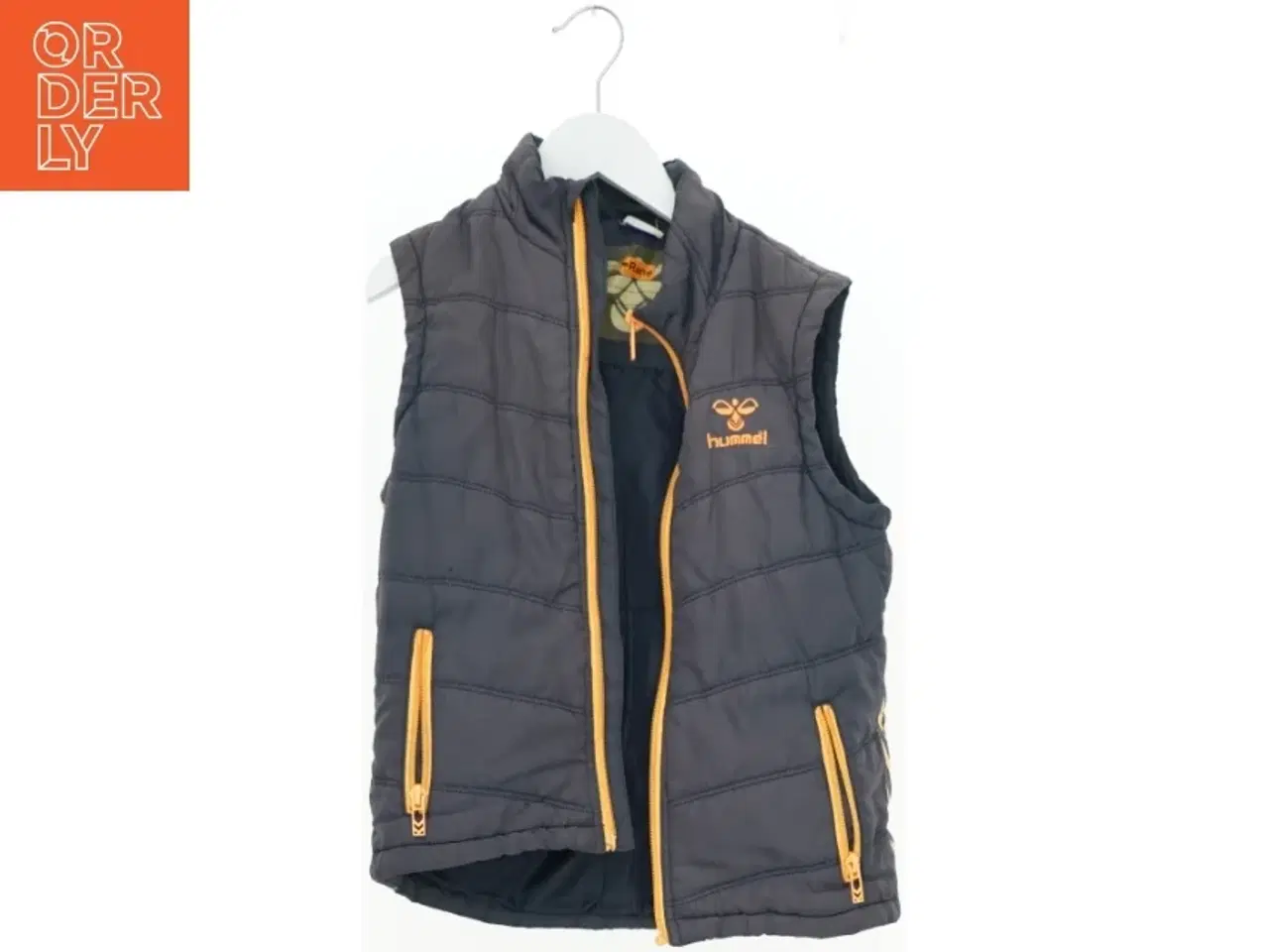 Billede 2 - Vest fra Hummel (str. 134 cm)
