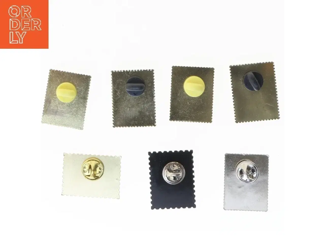 Billede 2 - Julefrimærker pins (str. 7 stk 3x2 cm)