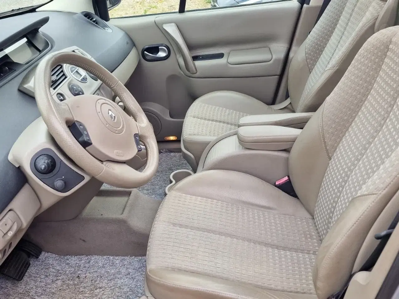 Billede 3 - Renault Grand Scenic I 2,0 Authentique Comfort aut.