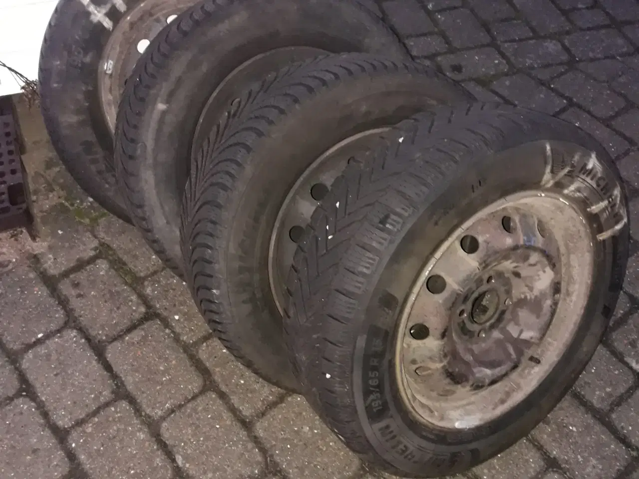 Billede 1 - Vinterdæk 195/65-15