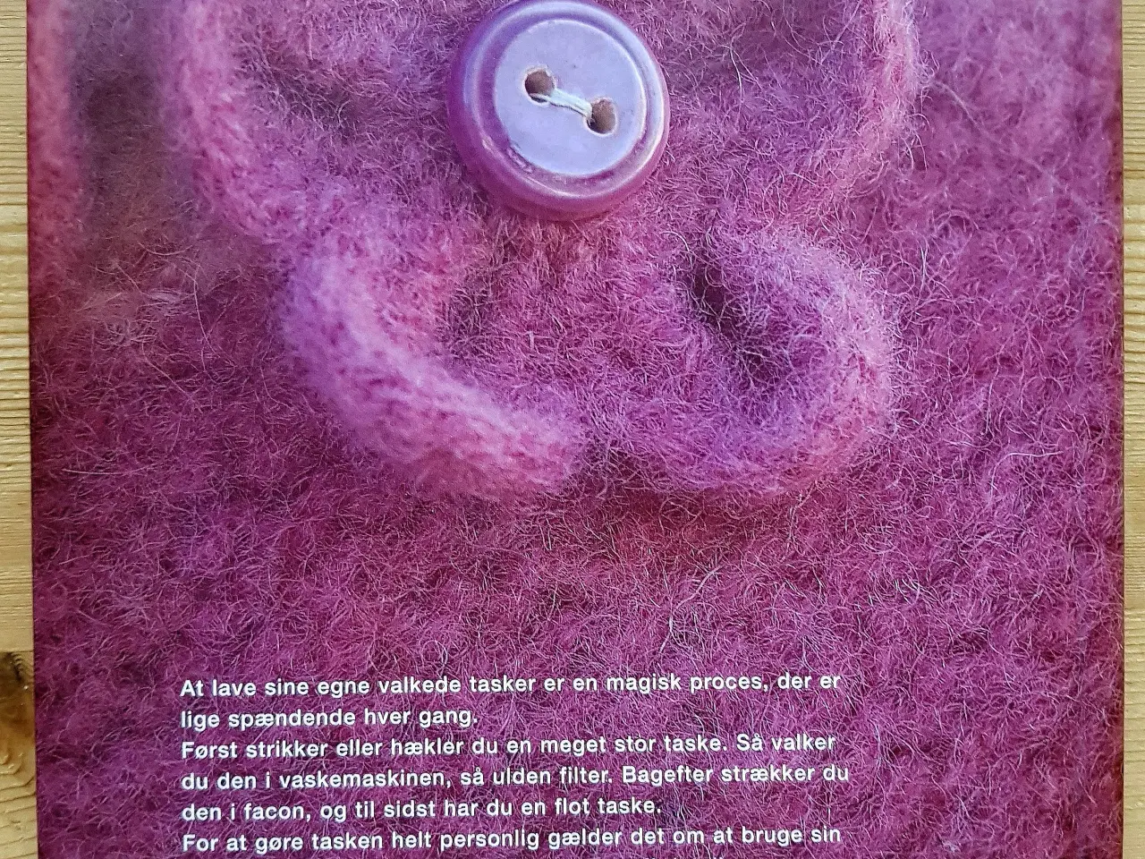 Billede 3 - Bøger om strik og filt  - skønne tasker mm.