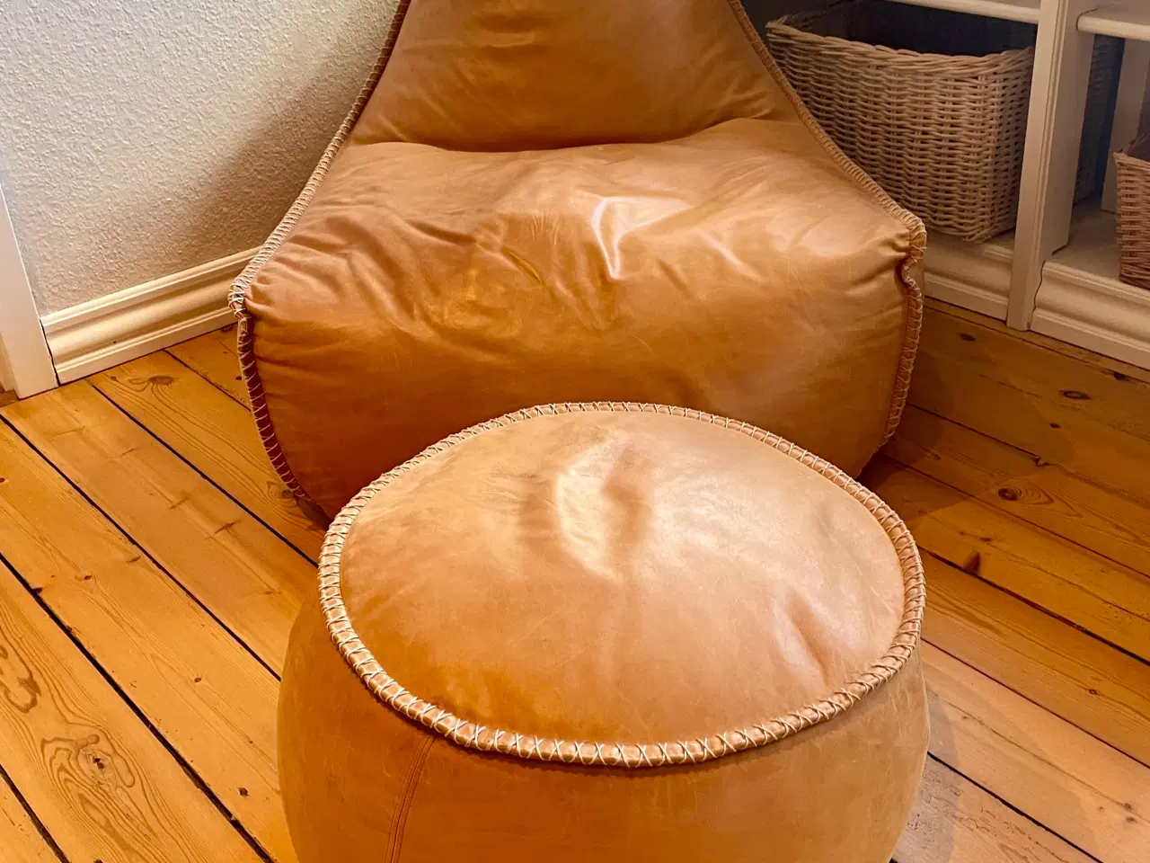Billede 3 - Luna Lounge Chair + Pouf fra SACKit 