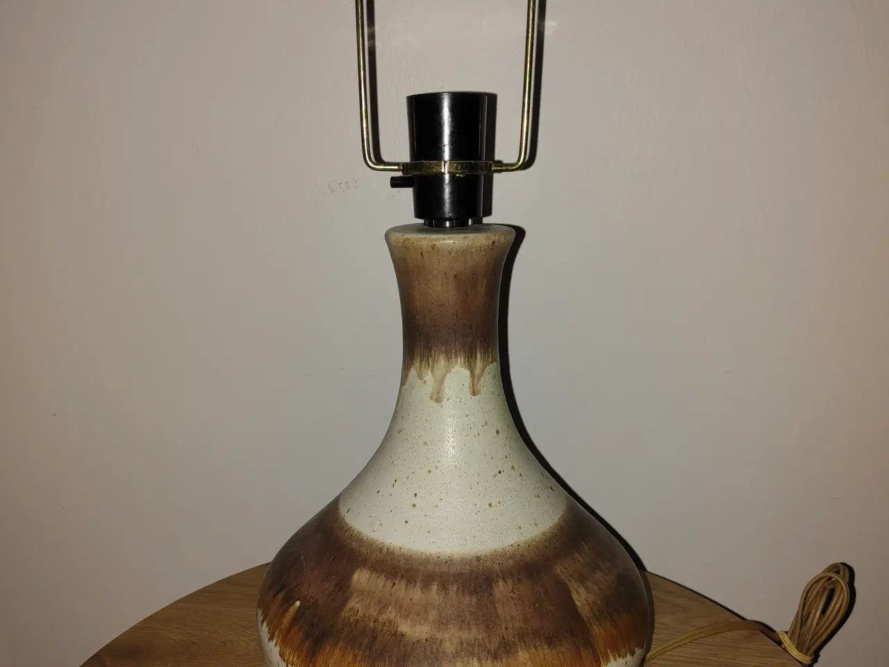 Billede 1 - Flot bordlampe fra KAMO keramik