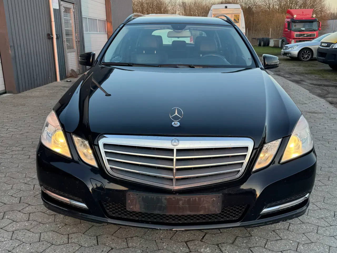 Billede 4 - Mercedes E200 nysynet