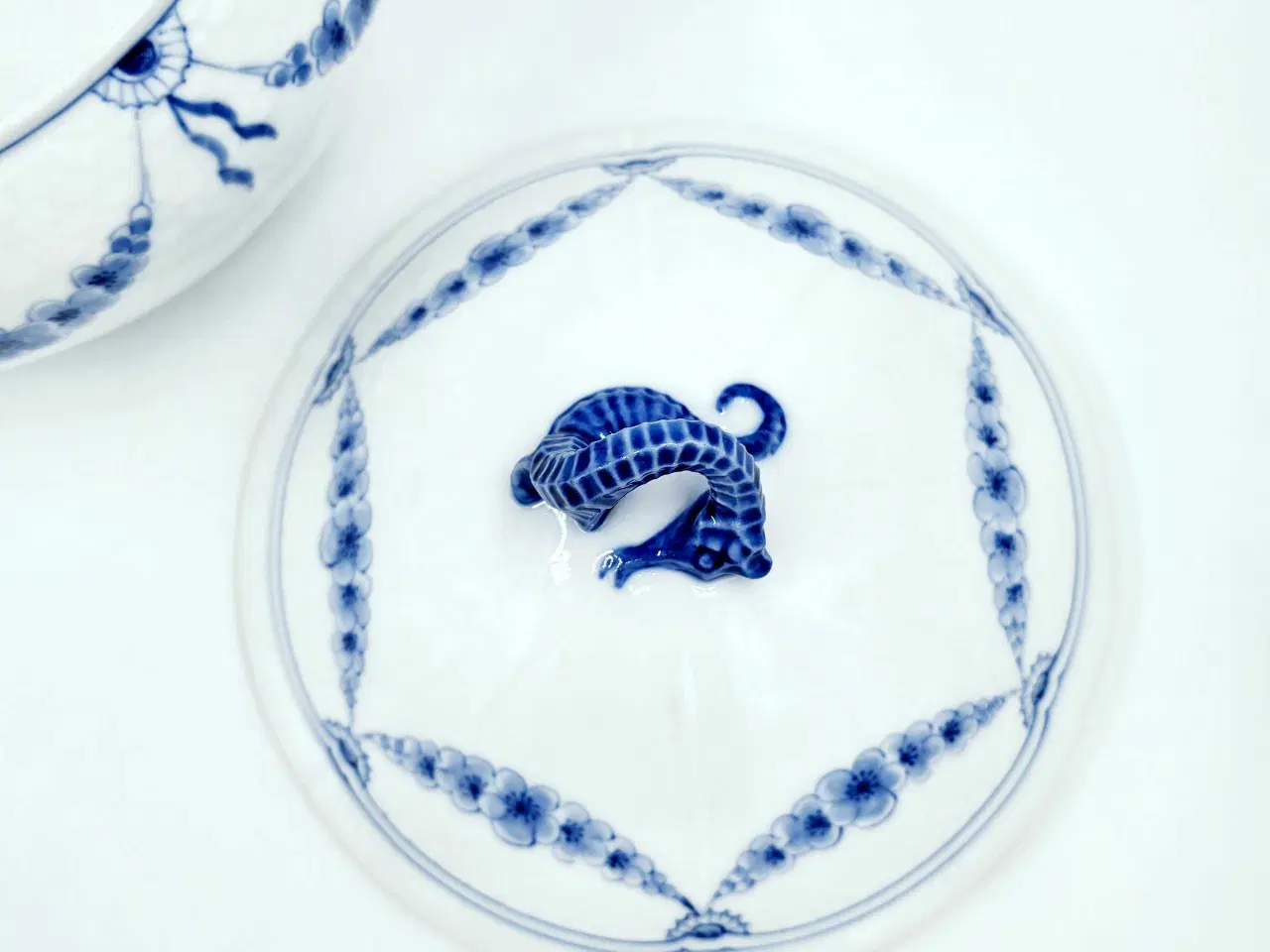 Billede 13 - Empire Terrin & Underfad 1 sortering Porcelæn 