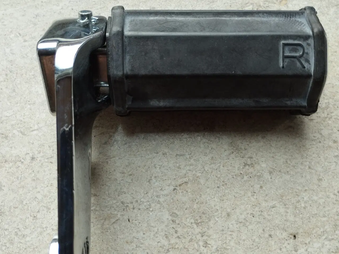 Billede 2 - Bagerste Fodstøtte Yamaha XV 1000 (%)