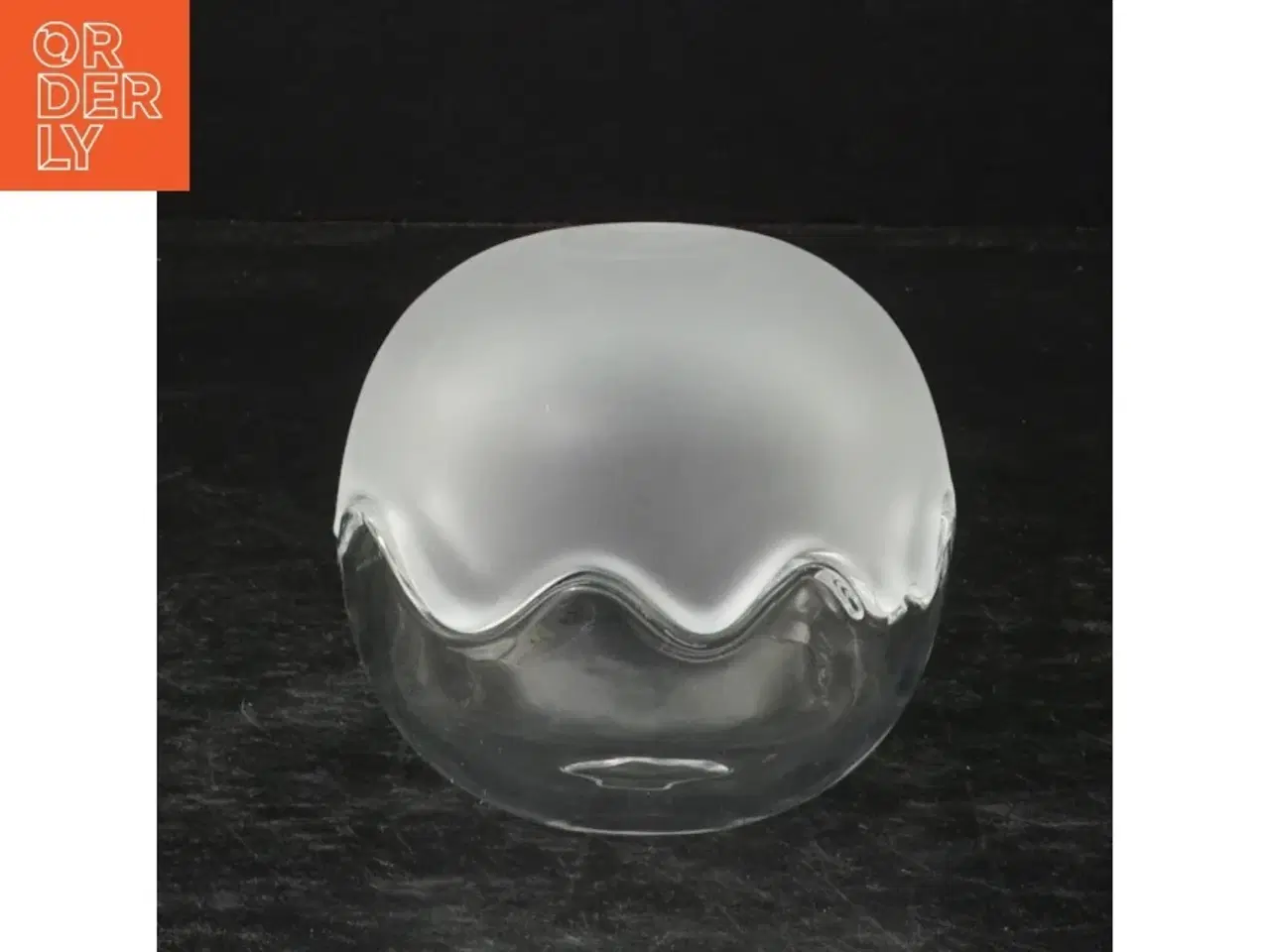 Billede 1 - Konfektskål fra Holmegaard (str. 8 x 7 cm)
