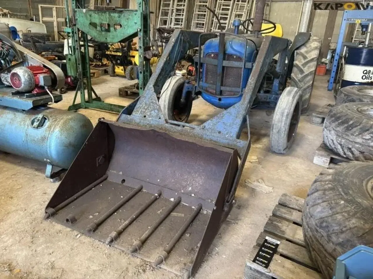 Billede 1 - Fordson Fordson Dexta med frontlæsser