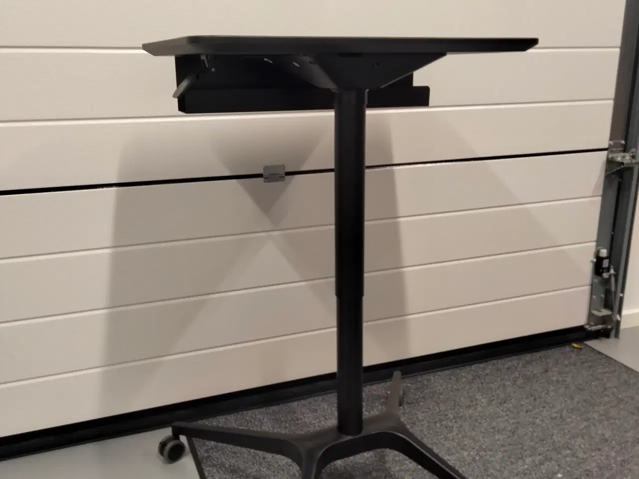 Billede 4 - 3 stk. talerbord m. justerbar højde