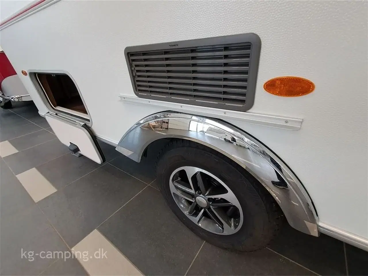 Billede 4 - 2023 - Eriba Touring 542 Legend   TILBUD nu nedsat med kr. 28.200,- Populær rejsevogn - Spækket med ekstraudstyr