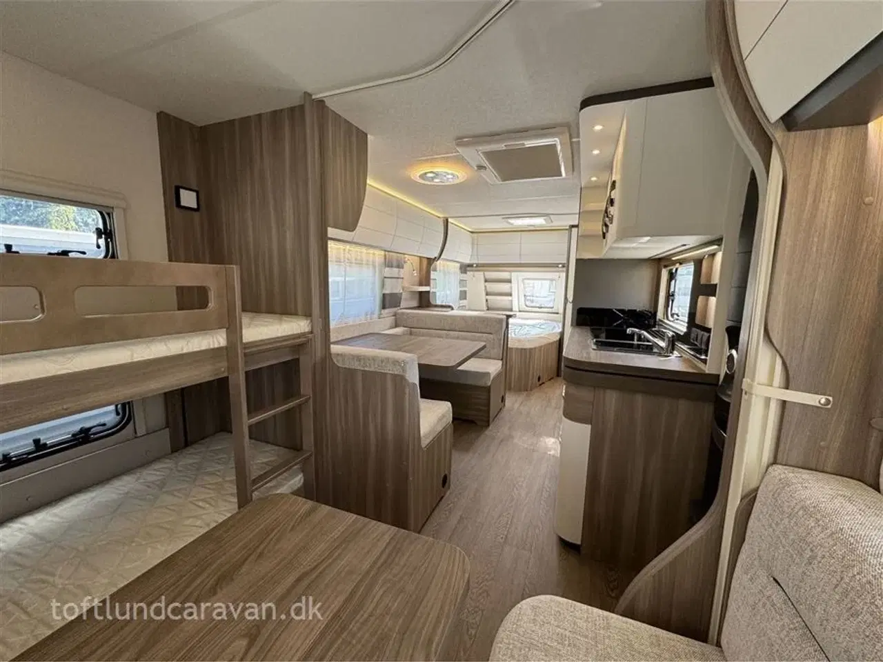 Billede 14 - 2024 - Hobby Excellent Edition 650 KMFe   Sønderjyllands aut. HOBBY forhandler. ULTIMATIV FAMILIEVOGN, Op til 8 sovepladser. NU PÅ LAGER NU.