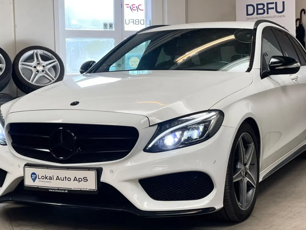 Billede 4 - Mercedes C400 3,0 AMG Line stc. aut. 4Matic