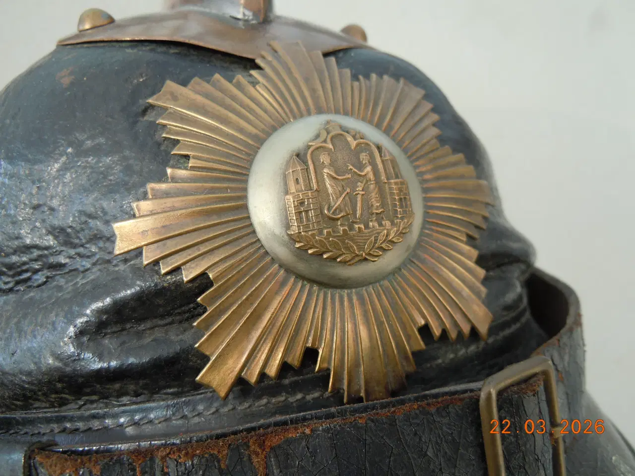 Billede 5 - Læderbrandhjelm, Aarhus Brandvæsen. Brugbar.