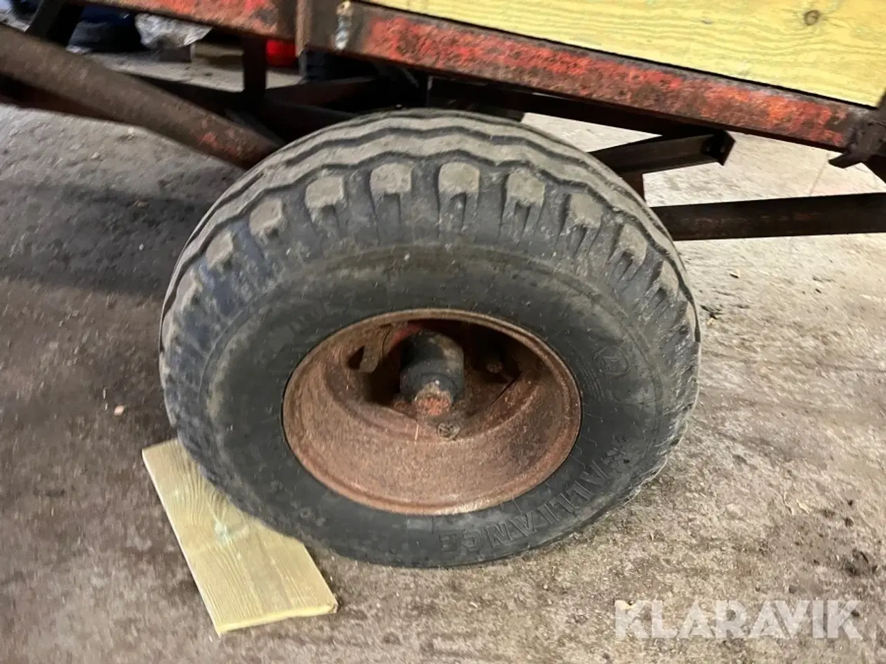 Billede 7 - Vogn JF med møgspreder
