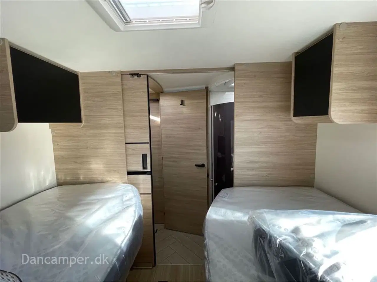 Billede 28 - 2026 - Chausson Fuldintegreret Chausson 7057 Titanium Line, 180 Hk og 8 trins automatgear, 4,4T heavy chassis