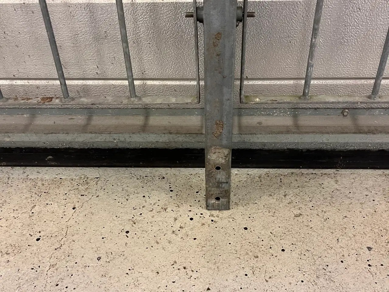 Billede 6 - Galvaniseret rækværk/hegn med håndliste