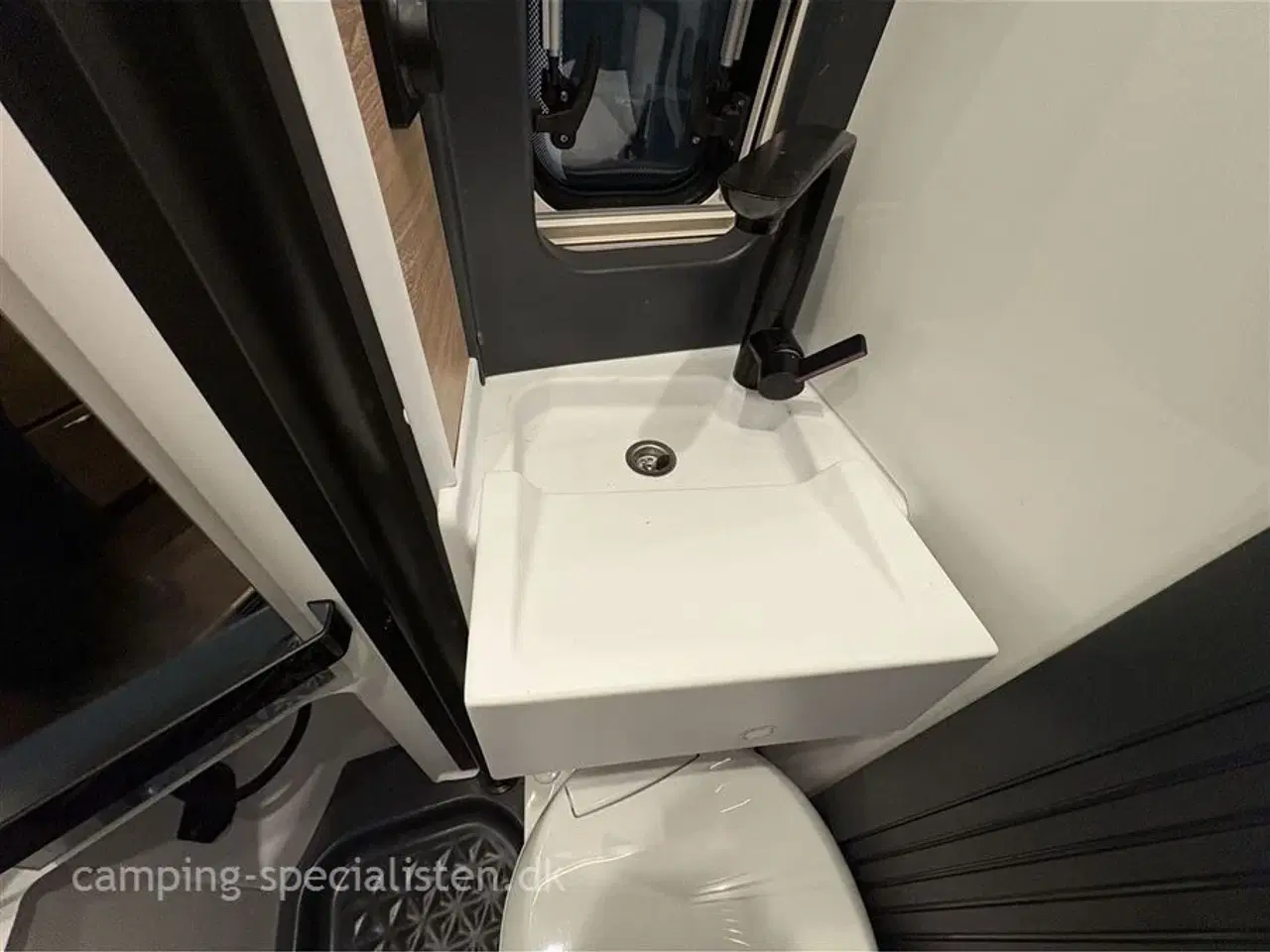 Billede 12 - 2026 - Knaus Boxlife 600 ME Platinum Selection   Ny Knaus Boxlife 600 ME Platinum Selection 2026 - kan ses nu hos Camping-Specialisten i Silkeborg