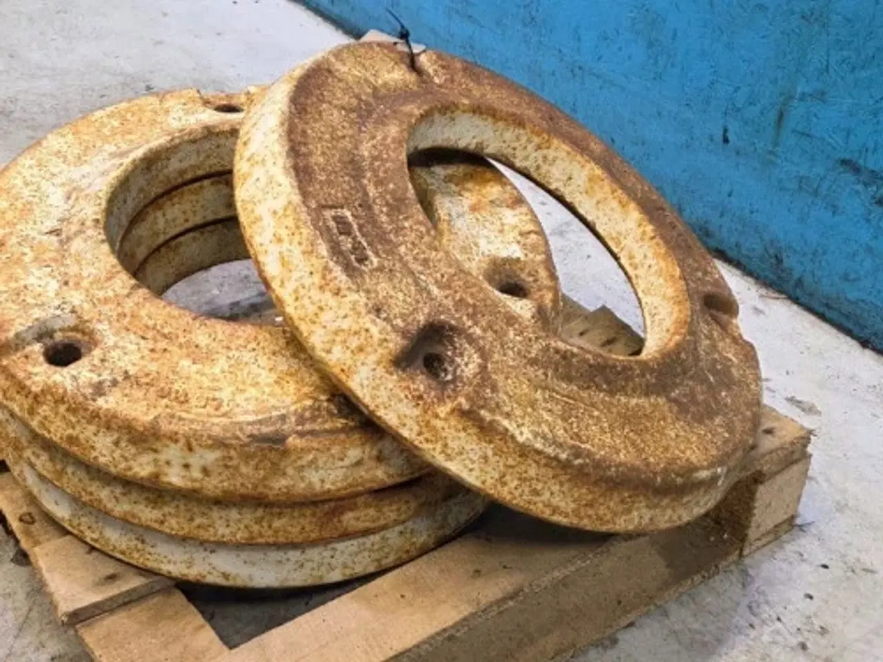 Billede 4 - New Holland T5050 Hjulvægt Sæt 5113181