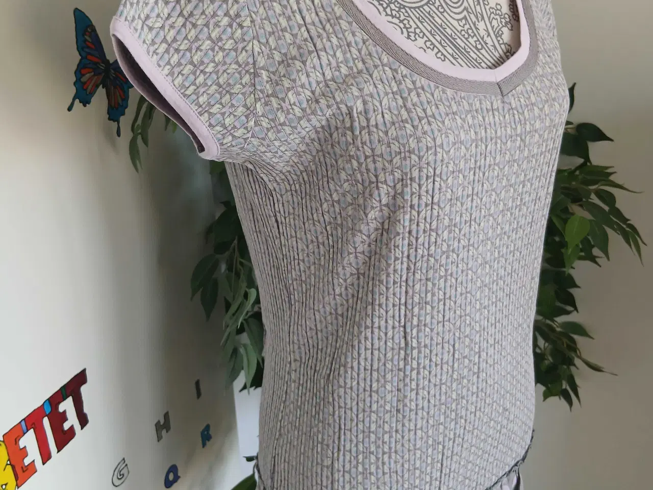 Billede 4 - Top. Cream. Large/40